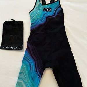 TYR Venzo women’s 26 with Blue and Purple Waves